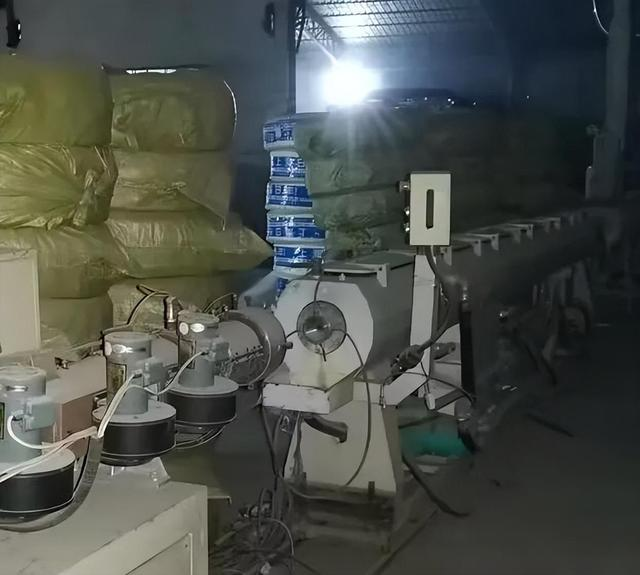 聊城公安侦破特大生产销售假冒注册商标建材案，案涉“联塑造、日丰”等知名品牌