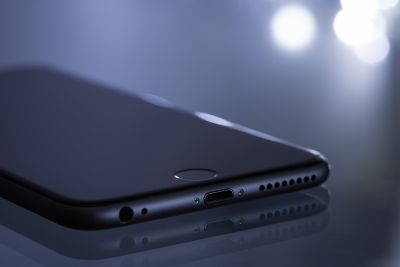 击破谣言！实测iPhone 16全系可用微信
